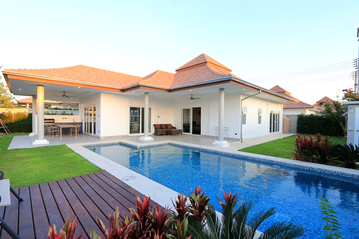 Modern Pool Villa Hua Hin